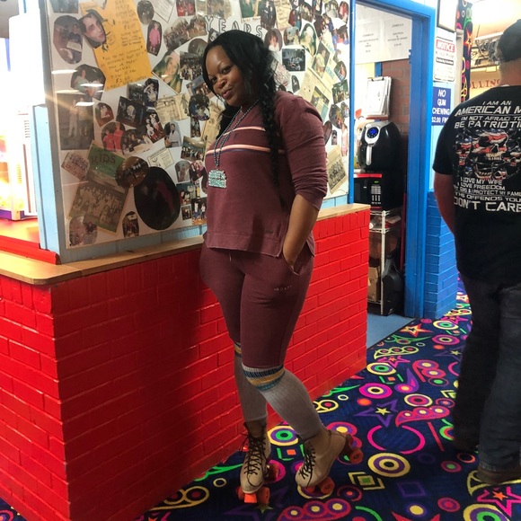 Meet your Posher, Chantee - Picture 1 of 1